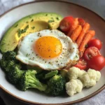 Sunny-Side Egg with Avocado, Tomatoes & Steamed Veggies